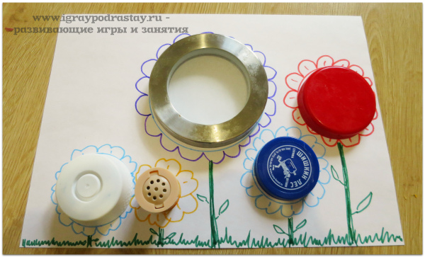 Игра из крышечек своими руками. Развивающая игра для детей 2 года своими руками
