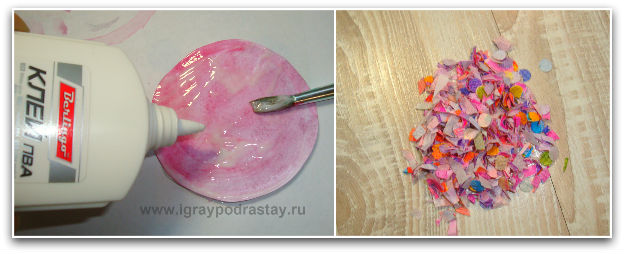 Смазываем шарик клеем и посыпаем бумажным конфетти. Мастер-класс - готовим открытку к Новому году с детьми.